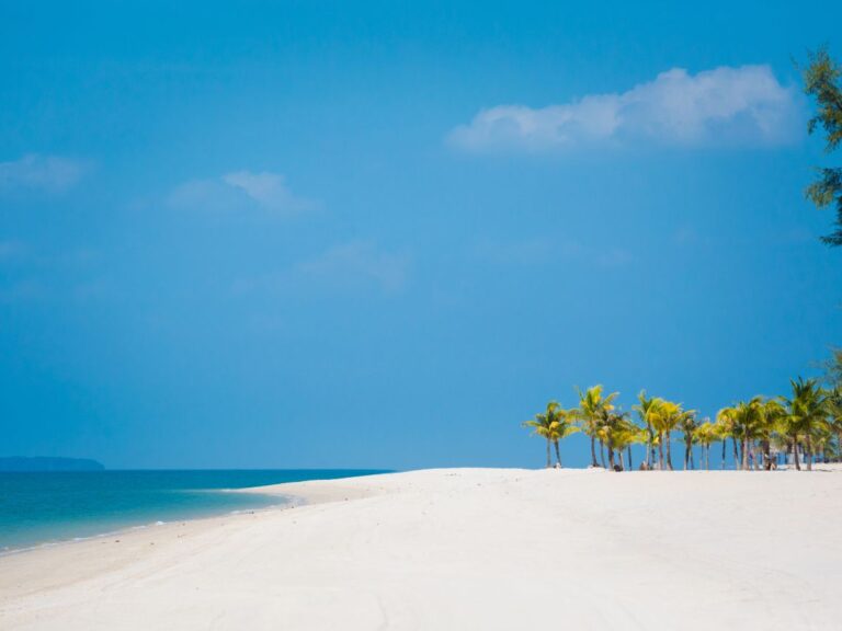 langkawi Tanjung Rhu private yacht charter